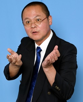 前田　睦生